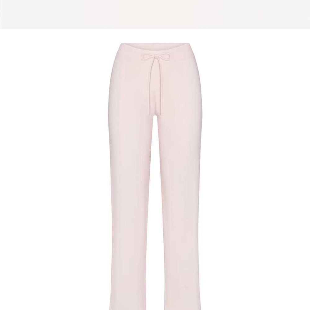 SKIMS Straight Leg Pants